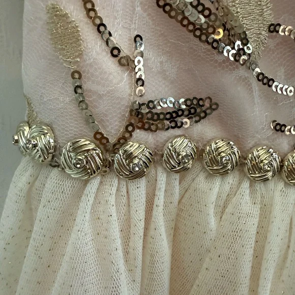 American Princess Satin Label in Soft Blush and Gold Embroidery - Picture 5 of 6